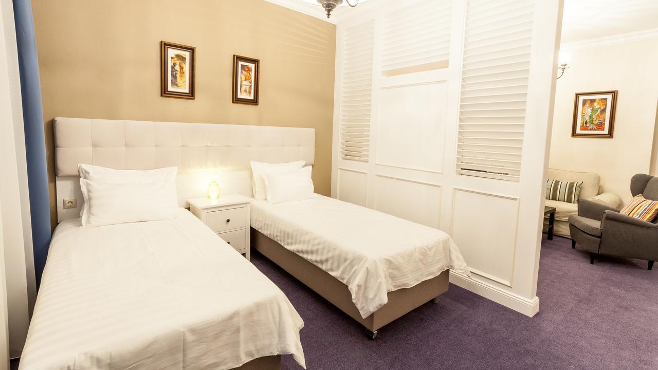 Hotel Monaco Astana Extérieur photo
