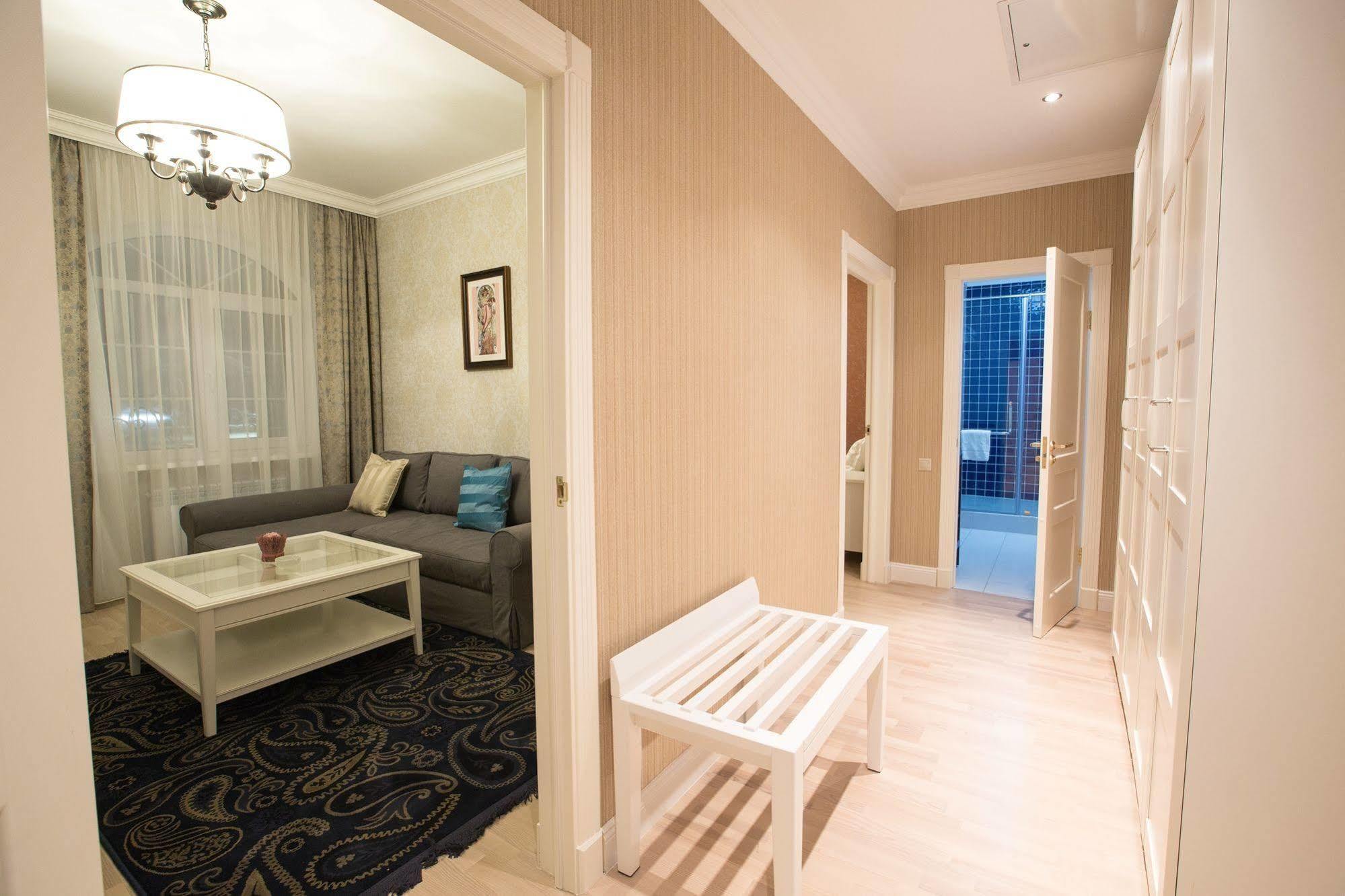 Hotel Monaco Astana Extérieur photo