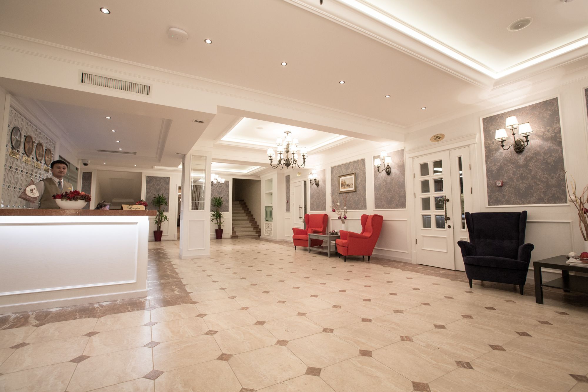 Hotel Monaco Astana Extérieur photo