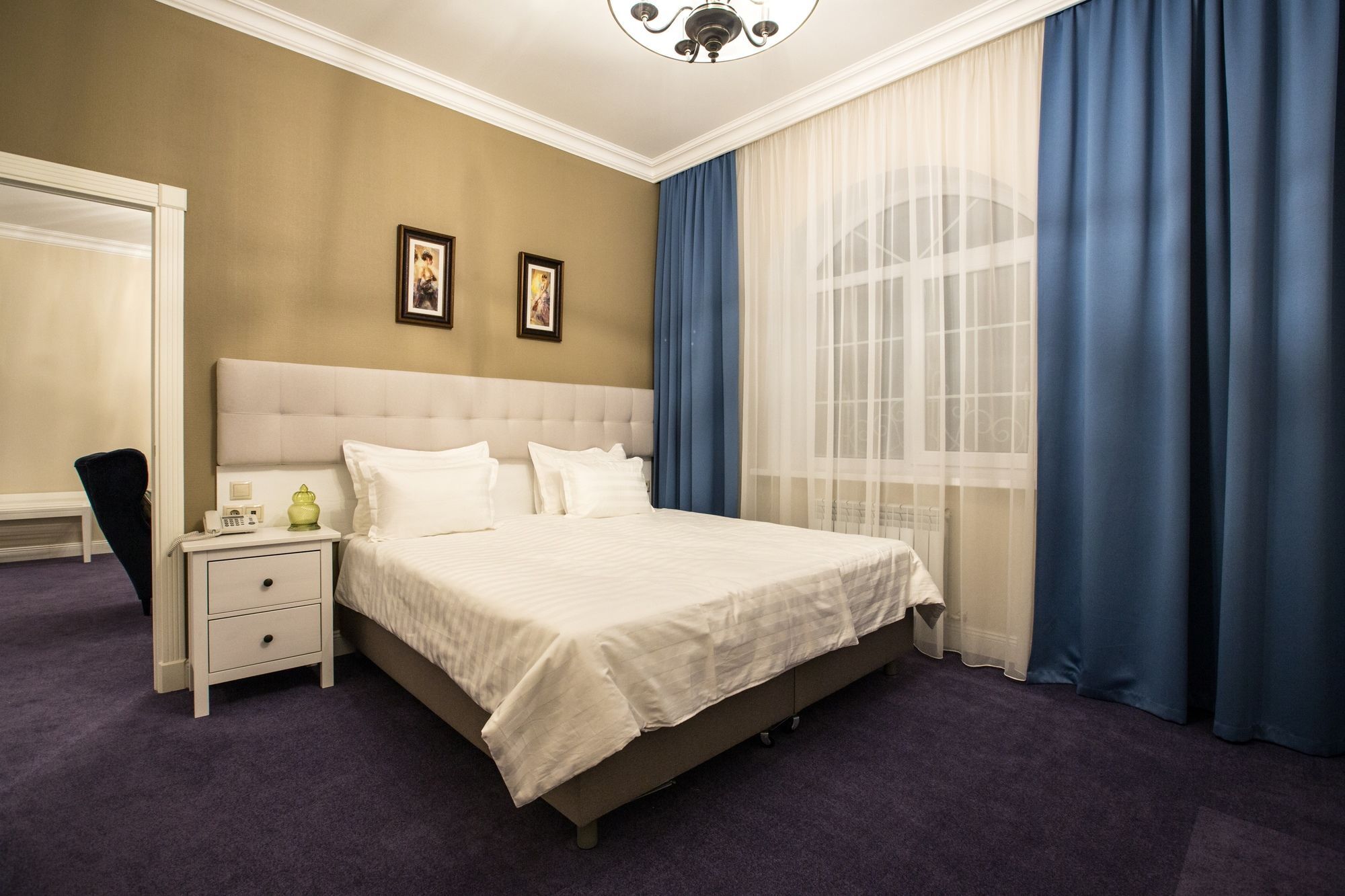 Hotel Monaco Astana Extérieur photo